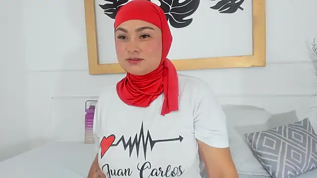 Snapshot of azaharaaa_ chatting on October 25, 2025, 11:42 am azaharaaa online show from October 25, 2025, 11:42 am