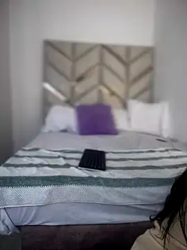 Snapshot of AlanaDoll chatting on November 25, 2025, 2:28 pm AlanaDoll online show from November 25, 2025, 2:28 pm