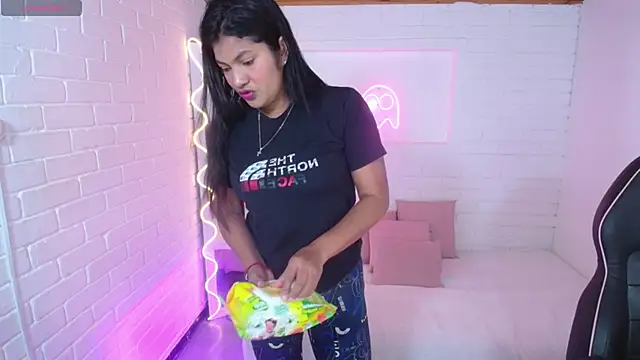 Lexy tay online show from September 9, 2025, 11:41 am