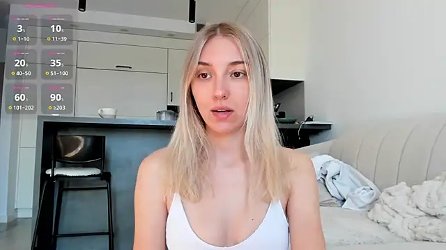 Sunny Rina  online show from June 27, 2026, 6:52 am