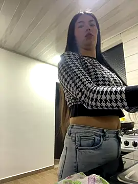 Snapshot of Tamygh_ chatting on November 12, 2025, 11:30 pm Tamygh online show from November 12, 2025, 11:30 pm