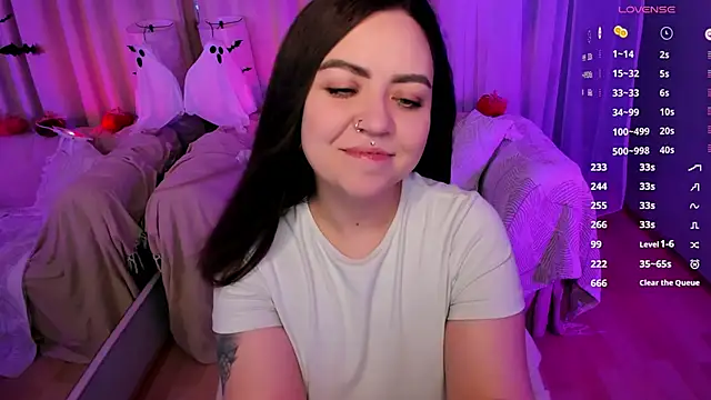 ashton heidii online show from October 26, 2025, 12:00 am