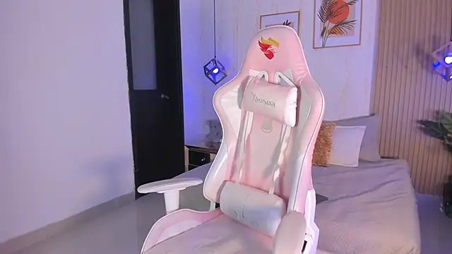 Snapshot of Ayleen_Dunkan chatting on January 9, 2026, 2:13 pm Ayleen Dunkan online show from January 9, 2026, 2:13 pm