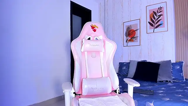 Ayleen Dunkan online show from October 29, 2025, 12:48 pm