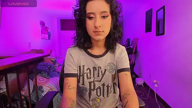 atenea dragon   online show from September 18, 2025, 8:45 pm