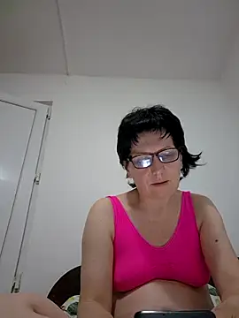 Snapshot of Vera_Elle chatting on May 20, 2026, 6:27 pm Vera Elle online show from May 20, 2026, 6:27 pm