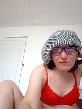 Snapshot of Vera_Elle chatting on April 2, 2026, 11:50 am Vera Elle online show from April 2, 2026, 11:50 am