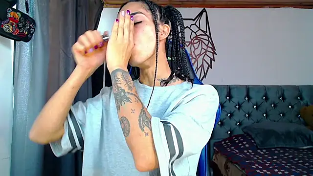 Snapshot of Sweet-Cris chatting on September 18, 2025, 3:04 pm Sweet-Cris online show from September 18, 2025, 3:04 pm