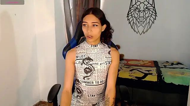 Snapshot of Sweet-Cris chatting on November 26, 2025, 4:51 pm Sweet-Cris online show from November 26, 2025, 4:51 pm