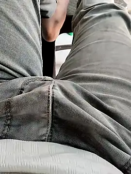 hunk28 6 online show from October 17, 2025, 6:06 am