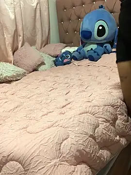 Rachellcooperrr online show from January 18, 2026, 3:54 am