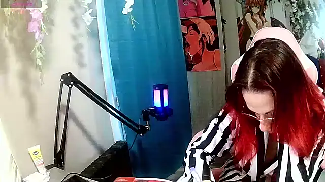 Snapshot of rubystrip chatting on November 15, 2025, 2:54 pm rubystrip online show from November 15, 2025, 2:54 pm