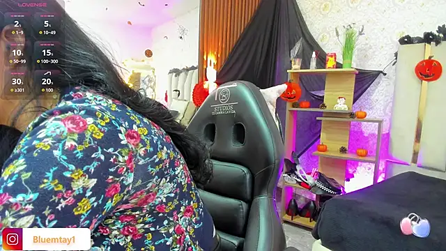 BLUE TAY1 online show from October 23, 2025, 12:04 pm