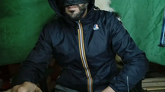 JUSTFORRICH online show from March 4, 2026, 5:31 pm