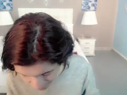 nathalialoes1 online show from November 10, 2025, 11:48 am