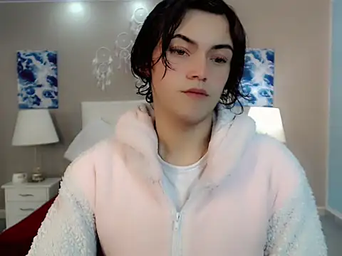 nathalialoes1 online show from November 4, 2025, 3:21 am