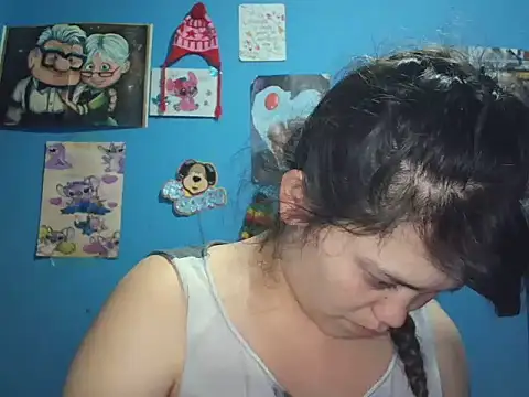 Snapshot of chanito_1421 chatting on November 24, 2025, 6:19 pm chanito 1421 online show from November 24, 2025, 6:19 pm