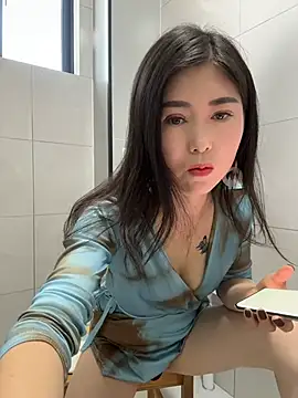 xtt1689999 online show from February 13, 2026, 4:56 am