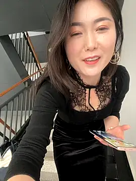 xtt1689999 online show from October 31, 2025, 3:25 am