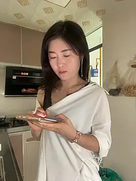 xtt1689999 online show from September 21, 2025, 2:49 am