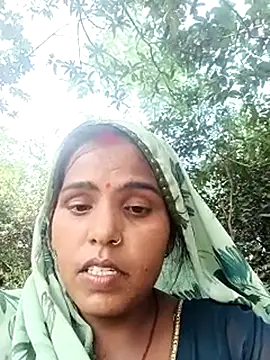 Snapshot of Cut_rajbati chatting on October 22, 2025, 7:30 am Cut rajbati online show from October 22, 2025, 7:30 am