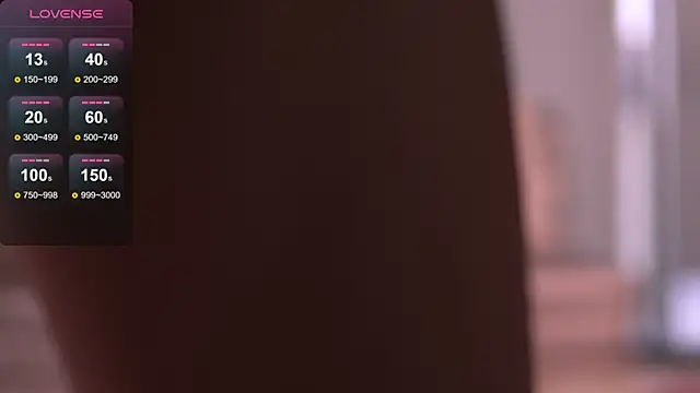 Snapshot of DesiredMia_ chatting on February 9, 2026, 7:28 am DesiredMia online show from February 9, 2026, 7:28 am