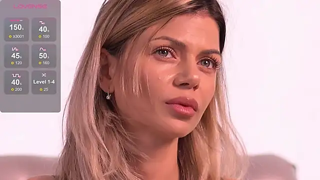 Snapshot of DesiredMia_ chatting on February 11, 2026, 6:24 am DesiredMia online show from February 11, 2026, 6:24 am