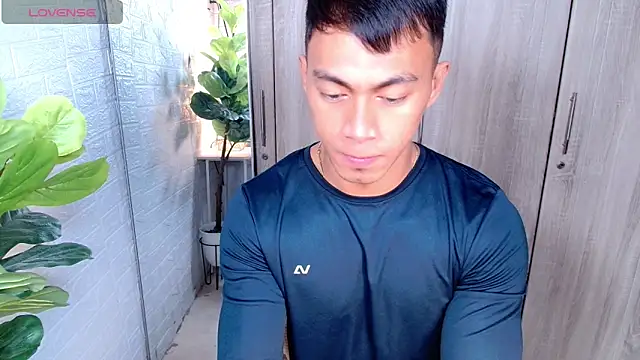 Snapshot of PinooyMilker chatting on January 14, 2026, 2:04 am PinooyMilker online show from January 14, 2026, 2:04 am