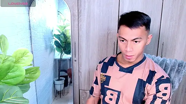 Snapshot of PinooyMilker chatting on February 19, 2026, 1:24 am PinooyMilker online show from February 19, 2026, 1:24 am