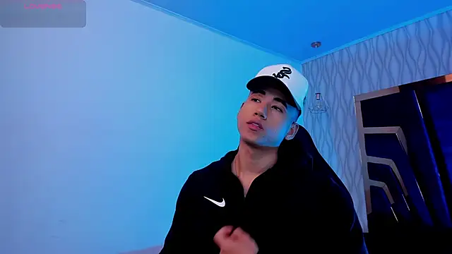 Snapshot of Draven_Marceaux chatting on October 23, 2025, 11:53 am Draven Marceaux online show from October 23, 2025, 11:53 am