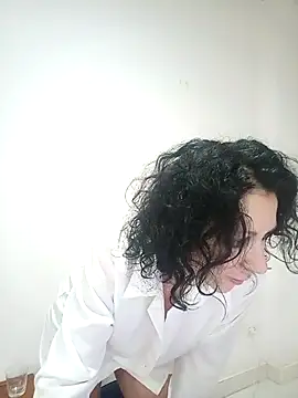 Snapshot of ValleriWind chatting on November 10, 2025, 12:04 am ValleriWind online show from November 10, 2025, 12:04 am