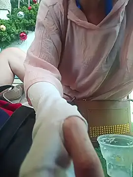 Snapshot of ValleriWind chatting on November 23, 2025, 7:18 am ValleriWind online show from November 23, 2025, 7:18 am