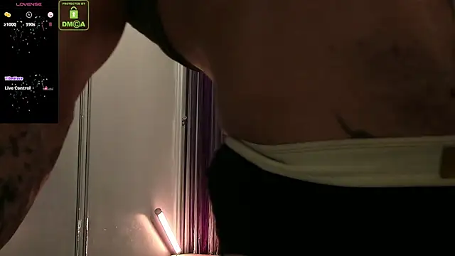 Snapshot of OliverSport chatting on April 9, 2026, 11:05 am OliverSport online show from April 9, 2026, 11:05 am