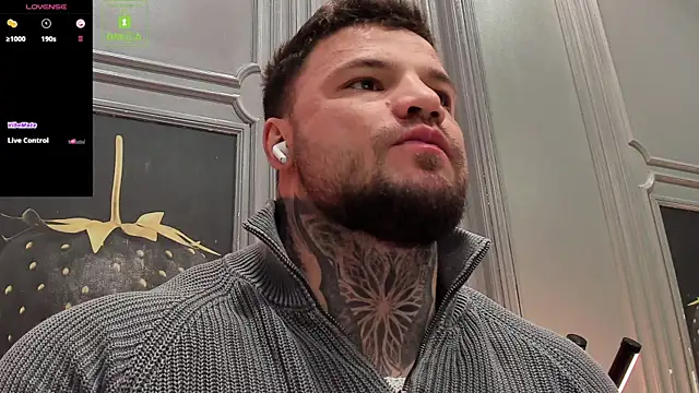 Snapshot of OliverSport chatting on March 23, 2026, 3:56 pm OliverSport online show from March 23, 2026, 3:56 pm