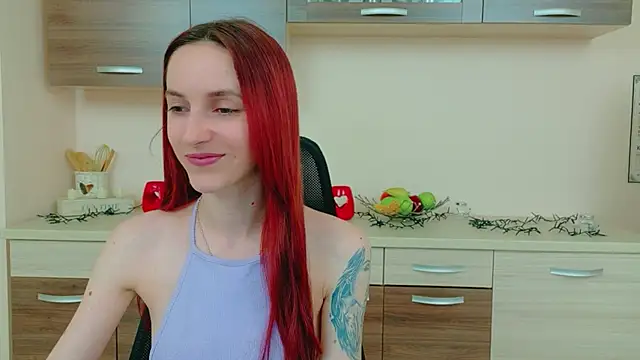 Snapshot of Julia_Jae chatting on April 27, 2026, 6:44 am Julia Jae online show from April 27, 2026, 6:44 am