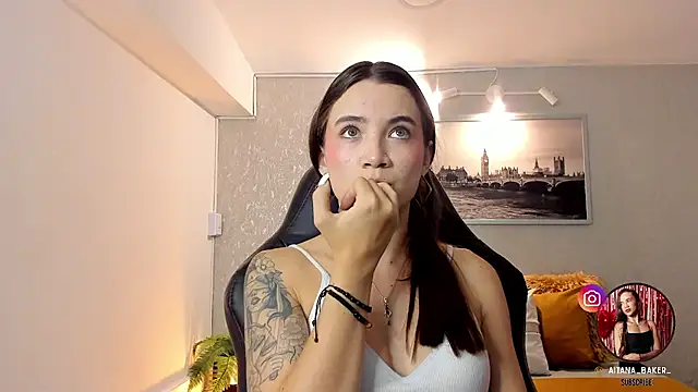 Snapshot of aitana_baker_ chatting on October 1, 2025, 8:02 pm aitana baker online show from October 1, 2025, 8:02 pm