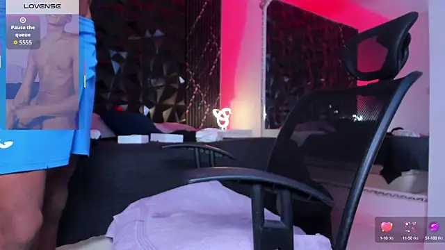 JulienSaint online show from October 11, 2025, 9:10 am