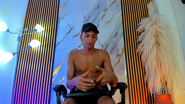 JulienSaint online show from September 25, 2025, 12:33 pm