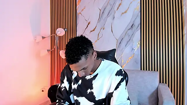 JulienSaint online show from October 3, 2025, 12:28 pm