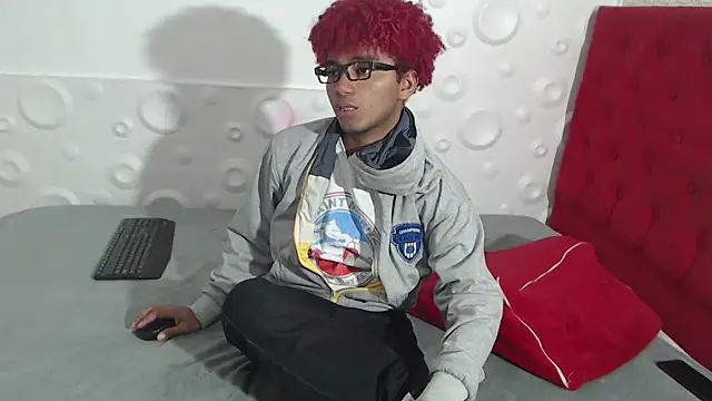 Snapshot of felipecams123 chatting on November 21, 2025, 1:15 am felipecams123 online show from November 21, 2025, 1:15 am