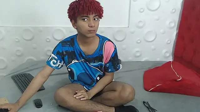 Snapshot of felipecams123 chatting on November 17, 2025, 2:26 am felipecams123 online show from November 17, 2025, 2:26 am