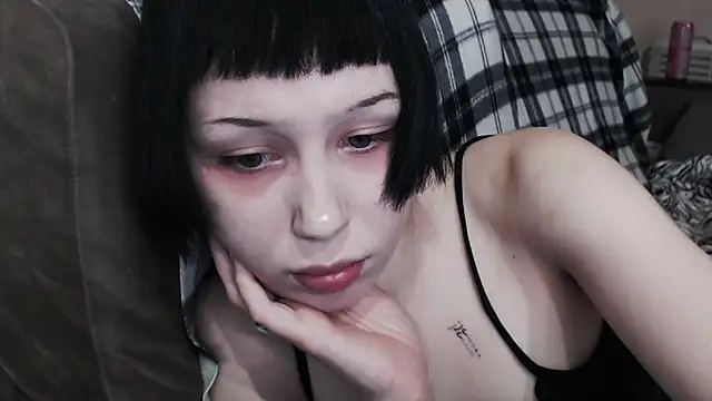 Snapshot of _LUCY_LAVE chatting on October 30, 2025, 4:33 am LUCY LAVE online show from October 30, 2025, 4:33 am