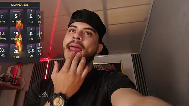 Snapshot of Bastian_MCcormick chatting on January 18, 2026, 1:58 pm Bastian MCcormick online show from January 18, 2026, 1:58 pm