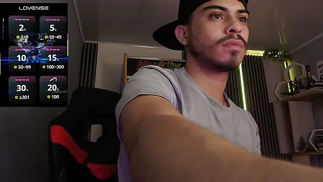 Snapshot of Bastian_MCcormick chatting on December 22, 2025, 12:27 pm Bastian MCcormick online show from December 22, 2025, 12:27 pm