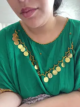 Snapshot of Bold-arabic-vibes chatting on September 15, 2025, 12:38 pm Bold-arabic-vibes online show from September 15, 2025, 12:38 pm