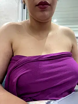 Snapshot of Bold-arabic-vibes chatting on December 15, 2025, 2:23 pm Bold-arabic-vibes online show from December 15, 2025, 2:23 pm