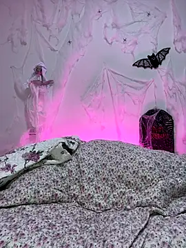 Ariana2017 online show from October 24, 2025, 3:16 am