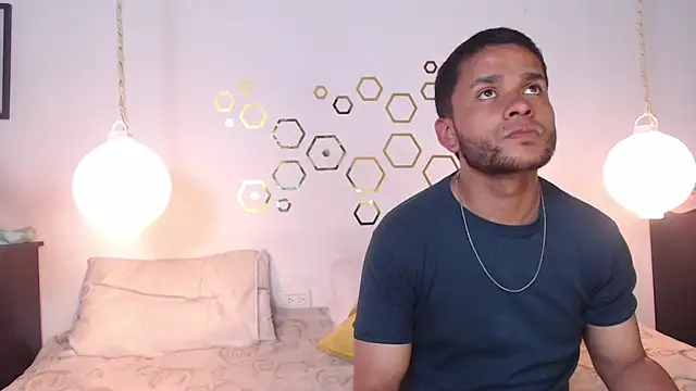 Snapshot of Provincute chatting on September 11, 2025, 3:50 am Provincute online show from September 11, 2025, 3:50 am