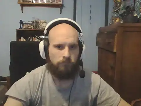 PDrents online show from November 17, 2025, 10:03 pm