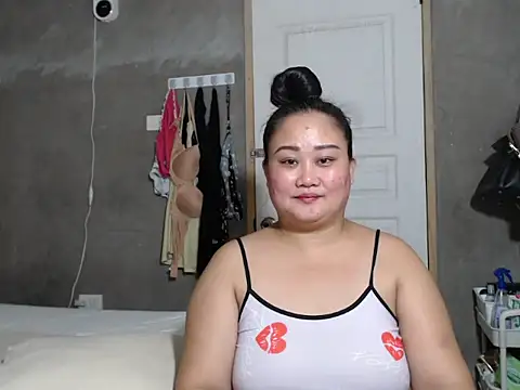 Snapshot of jengrey chatting on December 18, 2025, 5:45 am jengrey online show from December 18, 2025, 5:45 am